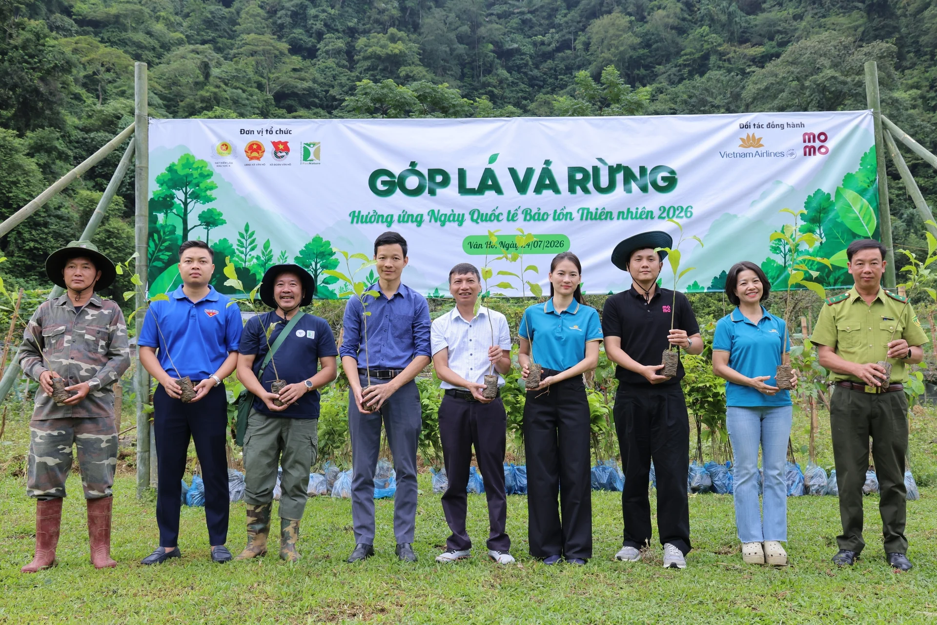 Góp lá vá rừng: Chung tay phục hồi 72 ha rừng tự nhiên
